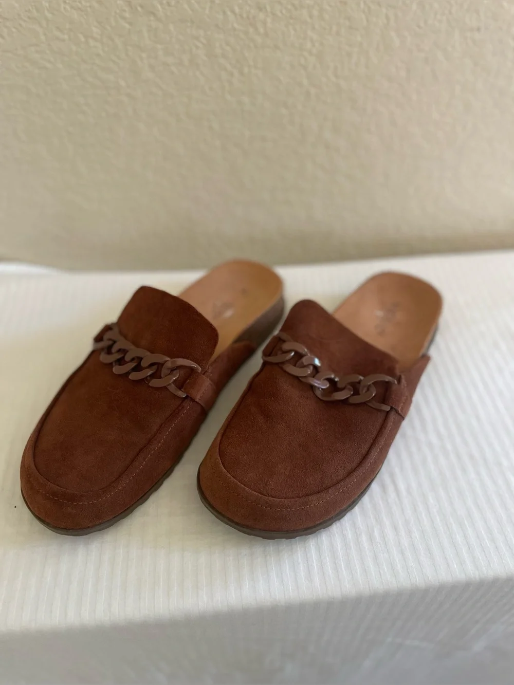 Vionic Rust Brown Suede Chain-Link Slide Mules SZ 9 - Picture 2 of 8